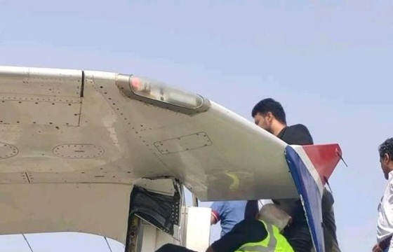 اليمنية تعلن عودة طائرتها المتضررة بعد صيانة جناحها واستئناف تشغيل خط عدن – عمّان 