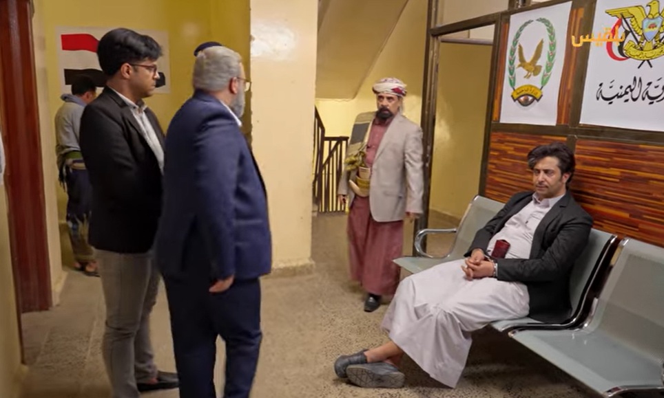 شاهد- تطورات درامية في الحلقة الثالثة من 'طريق إجباري': غانم في السجن وباسل في العناية المركزة