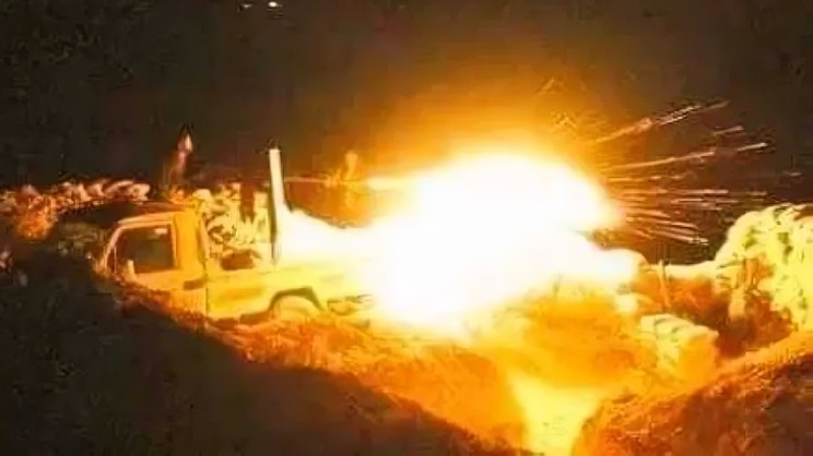 تصعيد حوثي غير مسبوق في جبهات تعز والقوات الحكومية تتصدى وتكبد الميليشيا خسائر فادحة 