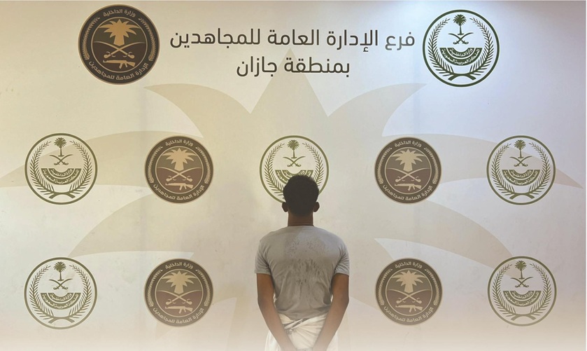 السعودية.. القبض على مواطن تورّط في نقل 5 مخالفين يمنيين لنظام أمن الحدود