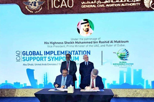 اليمن يوقع اتفاقية مع منظمة الإيكاو لدعم قطاع الطيران