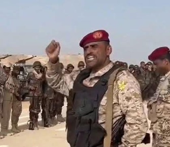 قائد محور المهرة يرفض وساطات للإفراج عن قيادي حوثي ويؤكد: لا تهاون مع مثيري الفوضى - [فيديو]