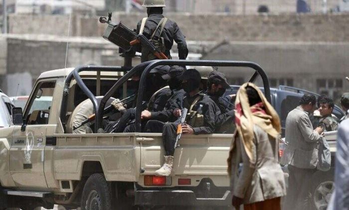 الحوثيون يواصلون استهداف مراكز تحفيظ القرآن ويغلقون مركز "تاج الوقار" في إب