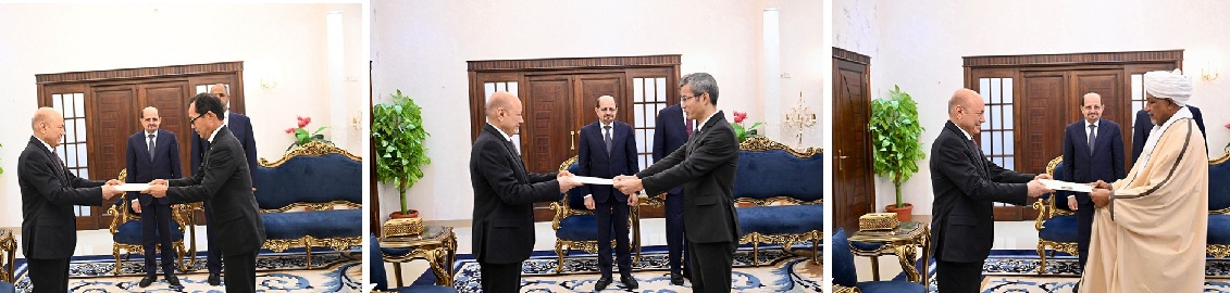العليمي يتسلم أوراق اعتماد سفراء جدد ويؤكد التزام الحكومة بالسلام ودعوة المجتمع الدولي لتصنيف الحوثيين جماعة إرهابية