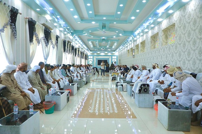 محافظ المهرة عقب توتر القبض على قيادي حوثي: لن نسمح بأي تجاوزات تهدد الأمن والاستقرار