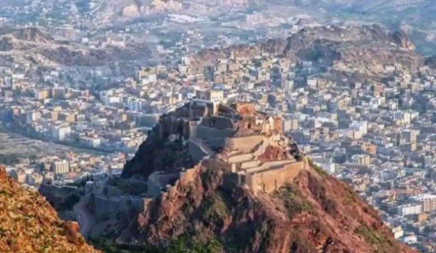 شرطة تعز تضبط متهمَين في جريمتي قتل وشروع في قتل خلال يومين