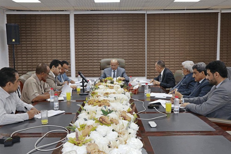 لجنة تمويل وتنظيم الاستيراد تبدأ أعمالها باجتماعها الأول في عدن