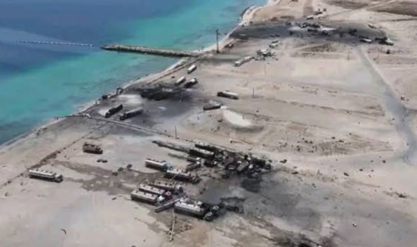 إيران تدين الضربات الأميركية على ميناء رأس عيسى النفطي في اليمن