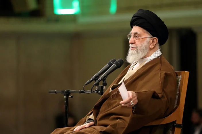 ثاني تصريح خلال أقل من 24ساعة.. خامنئي يوجه صفعة لـ الحوثيين ويدلي بتصريح غريب وغير متوقع