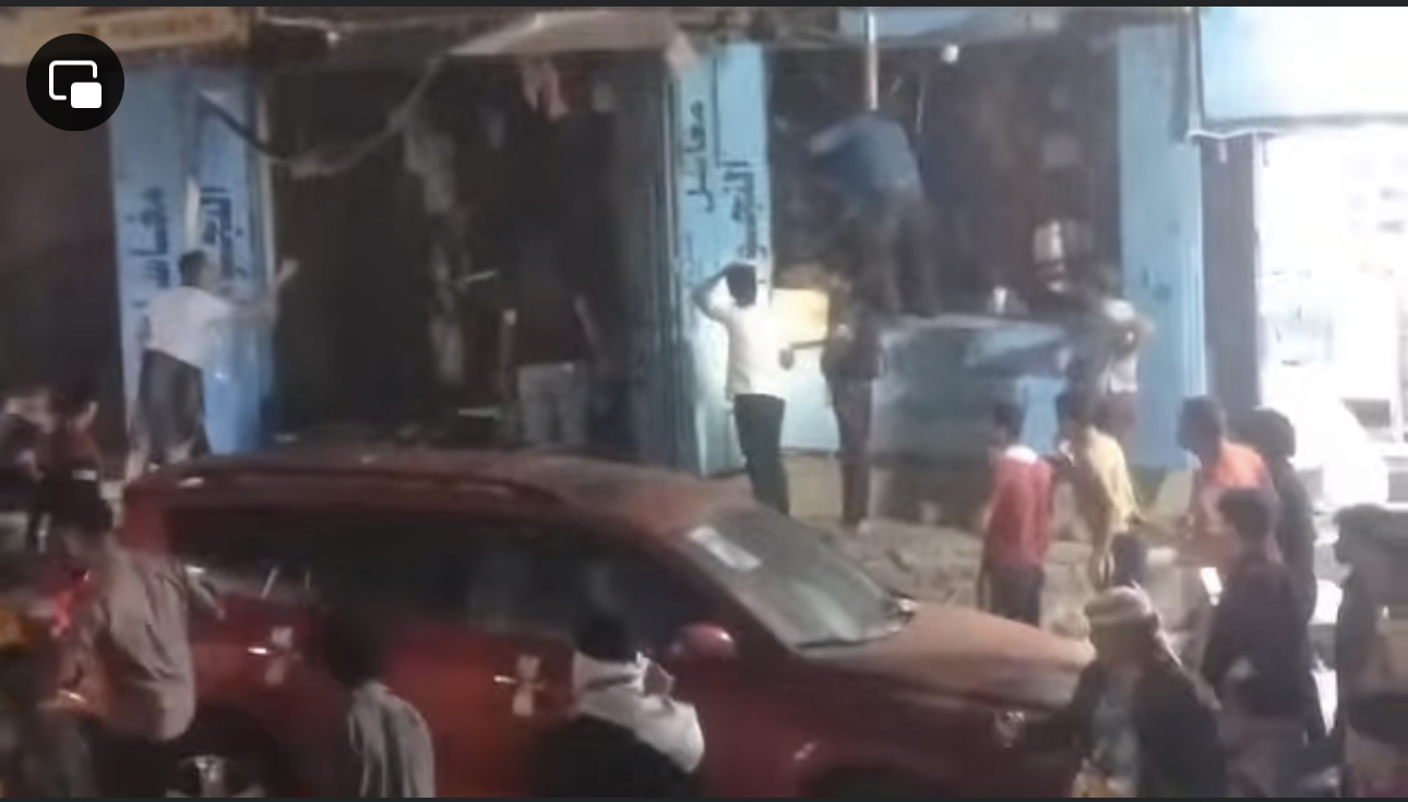 بالفيديو.. انفجار غامض يهز تعز وسقوط عدد من الجرحى 