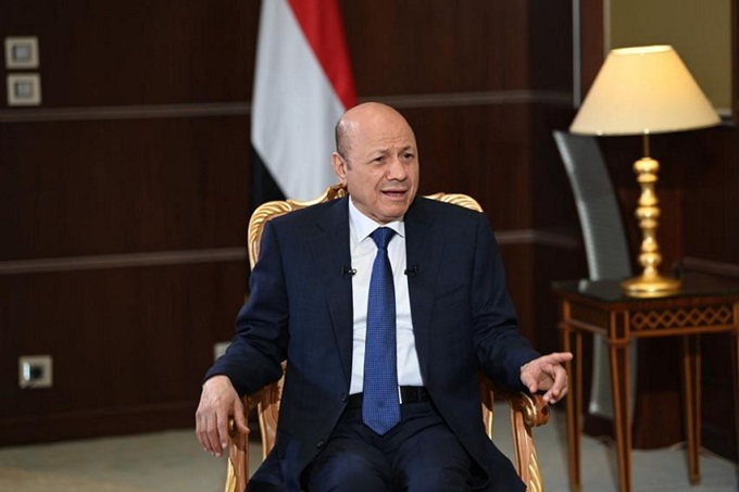 الرئيس العليمي: الغارات لن تقضي على الحوثي وإيران تقف وراء تهديدات البحر الأحمر وهذا السبيل الحيد لإعادة بناء اليمن
