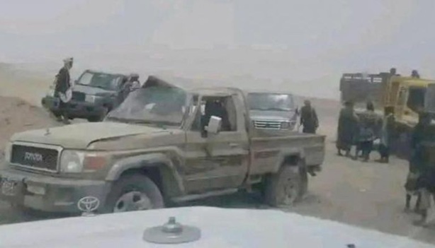 اغتيال شيخ قبلي برصاص مسلحين حوثيين يشعل معارك دامية في الجوف