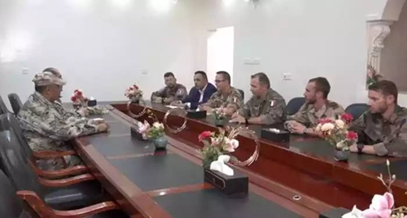مباحثات عسكرية يمنية فرنسية لتعزيز قدرات خفر السواحل