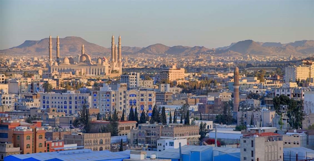 ما أهداف الغارات الأمريكية والإسرائيلية على منطقة السبعين بصنعاء؟