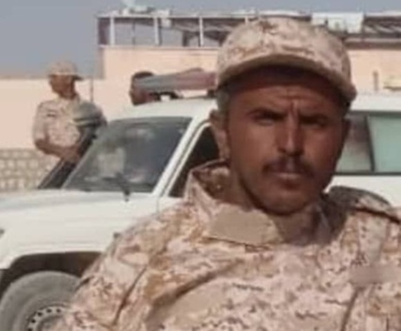 مقتل جندي أثناء عبثه بسلاحه شرق اليمن