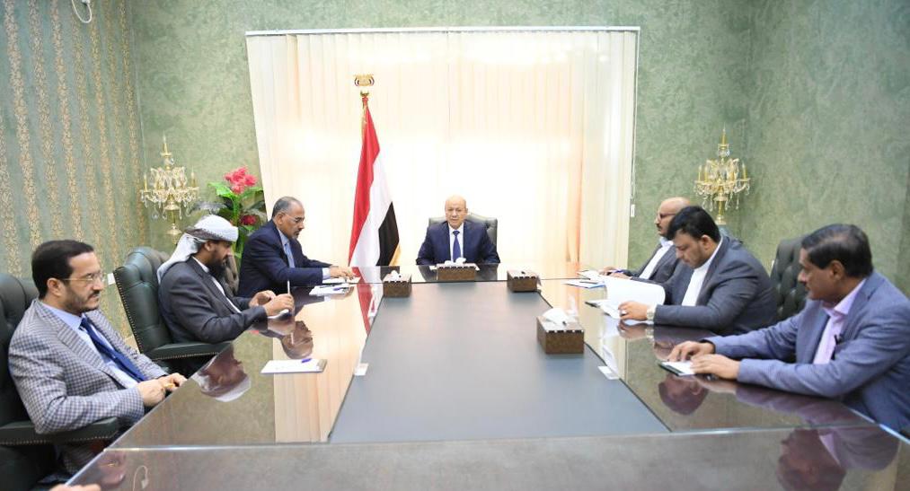 وزير يمني سابق يتحدث عن الضمانة الأساسية لنجاح الشرعية ومتطلبات حمايتها