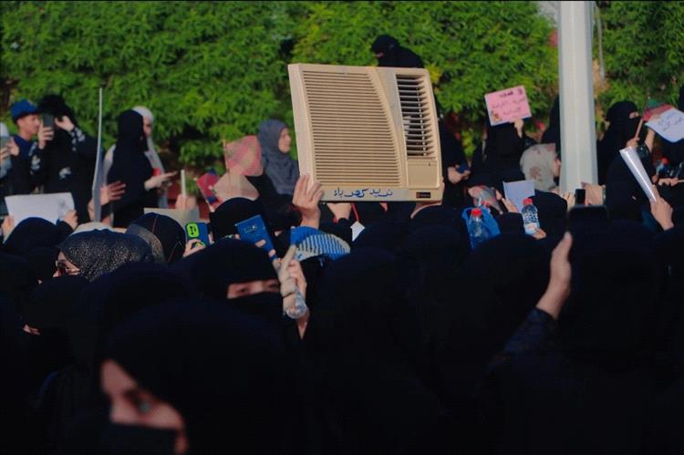الكشف عن حقيقة ارتباط ثورة النسوان في عدن بتوكل كرمان