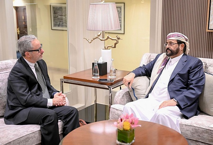 العرادة لـ سفير الاتحاد الأوروبي: المرجعيات الثلاث أساس الحل السياسي