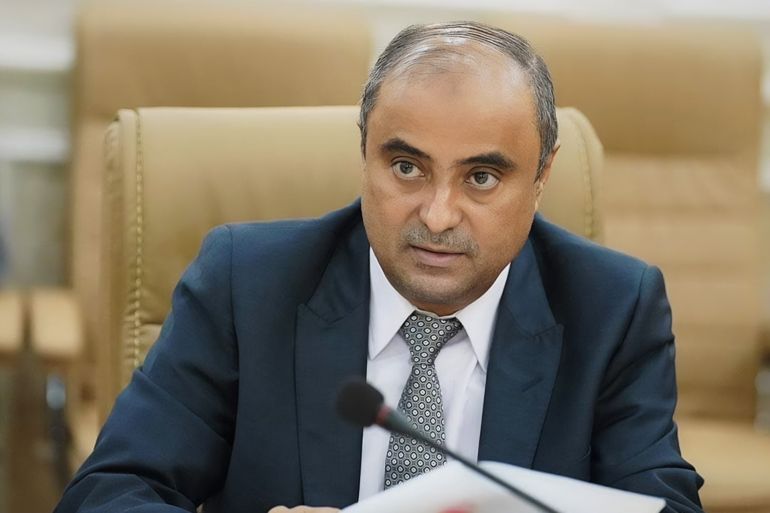 رئيس الوزراء: نعود إلى عدن قريبا لإصلاح الاقتصاد وتوفير المرتبات والكهرباء رغم التحديات