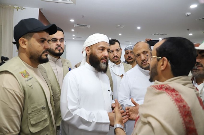 وزير الأوقاف اليمني يتفقد أوضاع الحجاج اليمنيين في مكة ويؤكد: خدمة الحجاج شرف ديني وواجب وطني