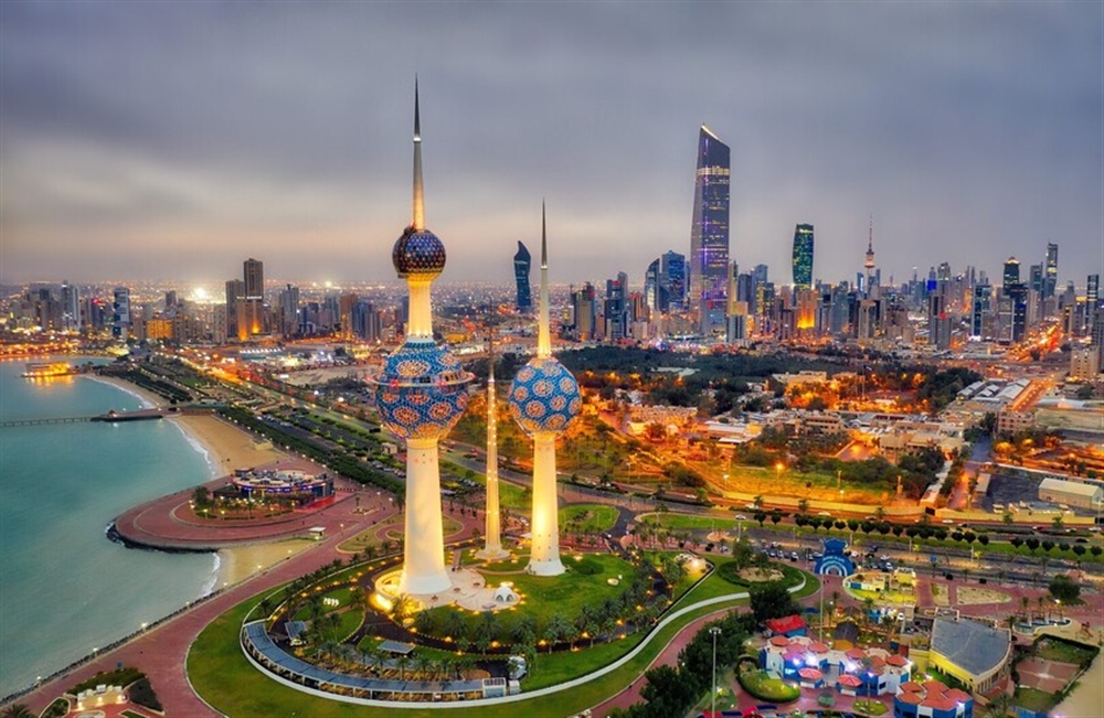 القنصل اليمني في الكويت يوضح آلية دخول اليمنيين ويكشف حقيقة وجود مكاتب لتأشيرات العمل