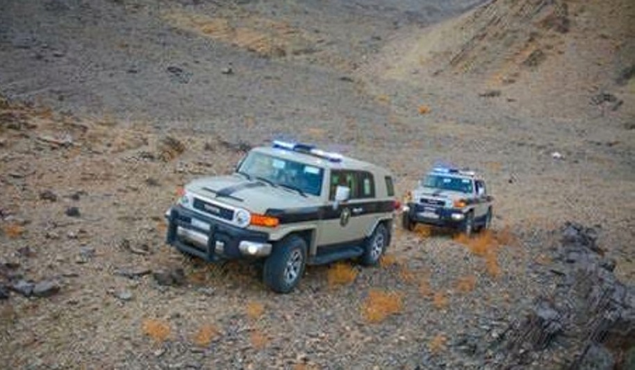 سعودي يواجه السجن لمدة 15 سنة بسبب 4 يمنيين 